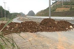 Rào đường, ngăn phương tiện đi lại là sai tinh thần chỉ thị của Thủ tướng