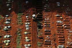 Động thái bất thường trong nghĩa trang lớn nhất Brazil