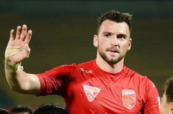 Marko Simic ủng hộ 6.000 USD chống dịch