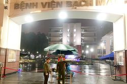 Chuyện những người 'gác cổng' ở ổ dịch Bệnh viện Bạch Mai