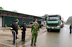 Chốt kiểm soát dịch tại Hà Nội và TP Hồ Chí Minh đặt tại các điểm nào?