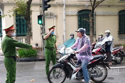 Hà Nội phạt đến 20 triệu nếu vi phạm lệnh hạn chế tập trung đông người