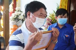 Truy tặng huy hiệu Tuổi trẻ dũng cảm cho Thượng sỹ hy sinh tại Đà Nẵng