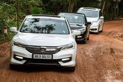 Những kỹ năng cần trang bị khi chạy ô tô qua những cung đường nguy hiểm