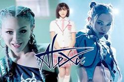 Ngưỡng mộ con đường từ một fan Kpop bình thường đến nghệ sĩ solo ngoại quốc có thần thái nổi bật của nữ thần tượng từng xuất hiện mờ nhạt ở Produce 48