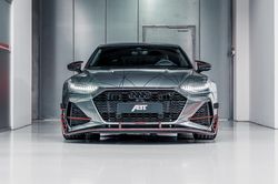 Audi RS7-R sức mạnh vượt trội cả 'ngựa chiến' Lamborghini Aventador