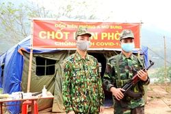 Học viên Biên phòng lên chốt chống dịch