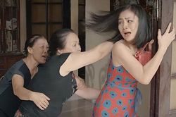 Bị mẹ chồng đuổi ra khỏi nhà vì 5 năm không sinh con, cô vợ tủi nhục khi nhận thêm tin nhắn của chồng: 'Muốn đi đâu thì đi nhưng cấm không được nói nguyên nhân là do tôi, đừng để tôi xấu mặt'