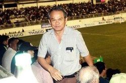 Nếu bầu Đức sai, VPF hãy phản biện