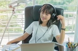 Nếu âm nhạc là một liều thuốc cho tâm hồn, liệu bạn đã đọc kỹ hướng dẫn trước khi dùng?