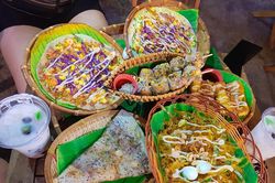Bánh tráng mâm và những món mẹt ship tận nhà tại TP.HCM