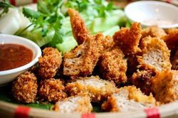 Tự làm nem chua rán sạch tại nhà với bì heo