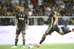 Ronaldo chỉ còn là 'kẻ khờ' trên chấm đá phạt?