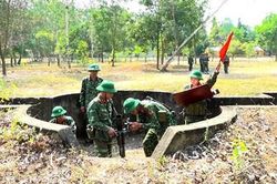 Nhiệm vụ 'kép' ở trường Quân sự Quân khu 5