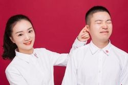 Nữ y tá nhận lời cầu hôn sau khi khải hoàn trở về, hẹn quay lại Vũ Hán đón trăng mật
