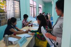 TP Hồ Chí Minh chi trả lương hưu, BHXH qua ATM và tại nhà để phòng chống dịch bệnh COVID-19