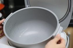 6 sai lầm tai hại nhà nào cũng mắc, bảo sao nồi cơm điện vừa mua đã hỏng