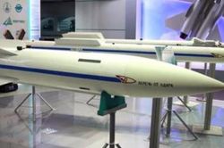 Chiến đấu cơ Su-35 Nga sẽ được trang bị tên lửa siêu thanh R-37M