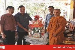 Đồng bào dân tộc thiểu số Khmer chung tay phòng, chống dịch bệnh Covid-19