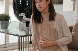 Tôi có thai 5 tháng vẫn phải nói dối là béo bụng, vậy mà khi biết sự tình, chồng lại rơi nước mắt làm tôi ngẩn người
