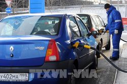 Nga cấm nhập khẩu xăng dầu