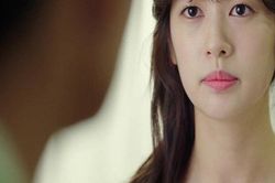 Bắt quả tang vợ phản bội, nào ngờ vợ lại nói một câu khiến tôi 'chết đứng'