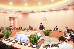 Cách ly Phó công an phường cùng 18 chiến sĩ liên quan bệnh nhân 243
