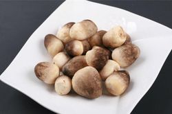 Cách làm thịt ba chỉ kho nấm rơm vừa ngon vừa lạ miệng