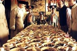 Thói quen lãng phí thức ăn của Từ Hi Thái Hậu đã khiến đầu bếp phải lén lút 'ra tay sau lưng'