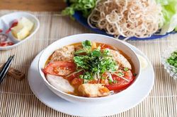 Cách nấu bún riêu cua đồng đậm đà hương vị miền Bắc