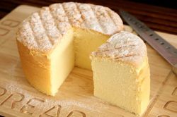 Cách làm bánh bông lan bằng nồi cơm điện