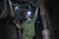 TKV: Tăng cường bảo vệ người lao động trước dịch bệnh COVID-19