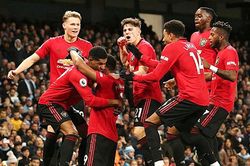 Premier League đóng góp 4 triệu bảng chống dịch
