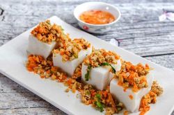 Cách làm bánh đúc mặn nhanh chóng cho bữa ăn phụ