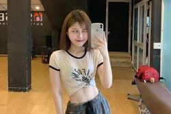 Không thể ngờ kỷ lục vòng eo 56 của Ngọc Trinh đã bị cô gái này phá vỡ