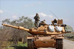 Thổ Nhĩ Kỳ điều 20 xe quân sự đến Syria