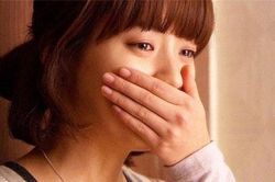 Mẹ chồng cay nghiệt bỗng quý con dâu hơn vàng, tôi lặng người biết bí mật phía sau