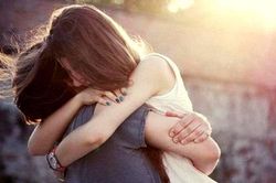 Bạn thân ngỏ lời yêu khiến tôi bối rối
