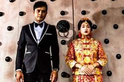 Uất nghẹn vì ảnh cưới bị chụp như búp bê giấy, nhưng điều này mới khiến cô gái ngỡ ngàng