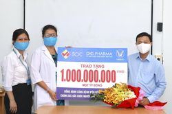Chung tay thế nào để bảo vệ các y bác sĩ nơi tuyến đầu phòng dịch?