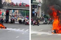 Chiếc xe máy bất ngờ cháy thành than giữa phố Hà Nội, hiện trường vụ việc khiến người xem đầy ám ảnh
