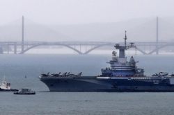 Pháp xác nhận 50 thủy thủ trên tàu sân bay Charles de Gaulle nhiễm Covid-19