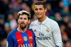 Vì sao áo đấu của Ronaldo không có trong bộ sưu tập của Messi?