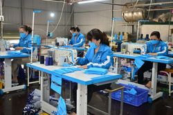 Trung tâm Sản xuất - Dịch vụ của trường Đại học Dệt May Hà Nội: Đa dạng hóa thị trường khách hàng