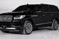 'Khủng Long' Lincoln Navigator L 2020 bọc thép từ 3,6 tỷ đồng