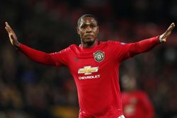 MU nhận cảnh báo từ người đại diện của Ighalo
