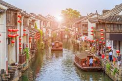 Những đường phố độc đáo trên thế giới