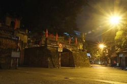 Chùm ảnh: 'Im lặng đêm Hà Nội' những ngày phòng chống dịch COVID-19
