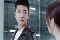 Khó hiểu vì lần nào hỏng bóng đèn, vợ cũ cũng đều gọi tôi tới thay hộ