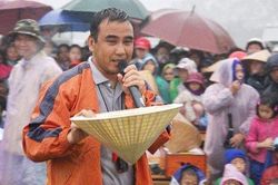MC Quyền Linh: 'Báu vật' trong biệt thự 21 tỷ và cái cúi đầu thật thấp để được bình an